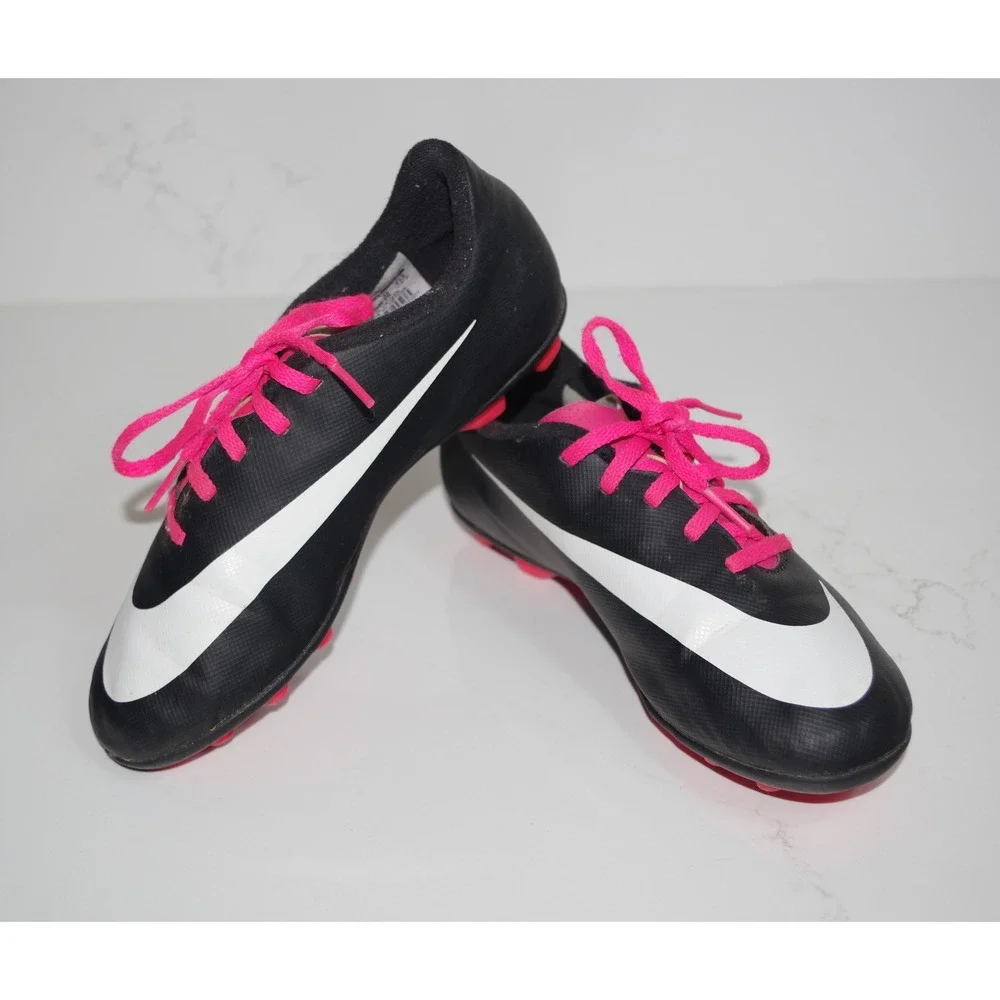Nike Mercurial Victory V FG Kids Size 2.5Y Soccer Cleats Black Pink 749906-016